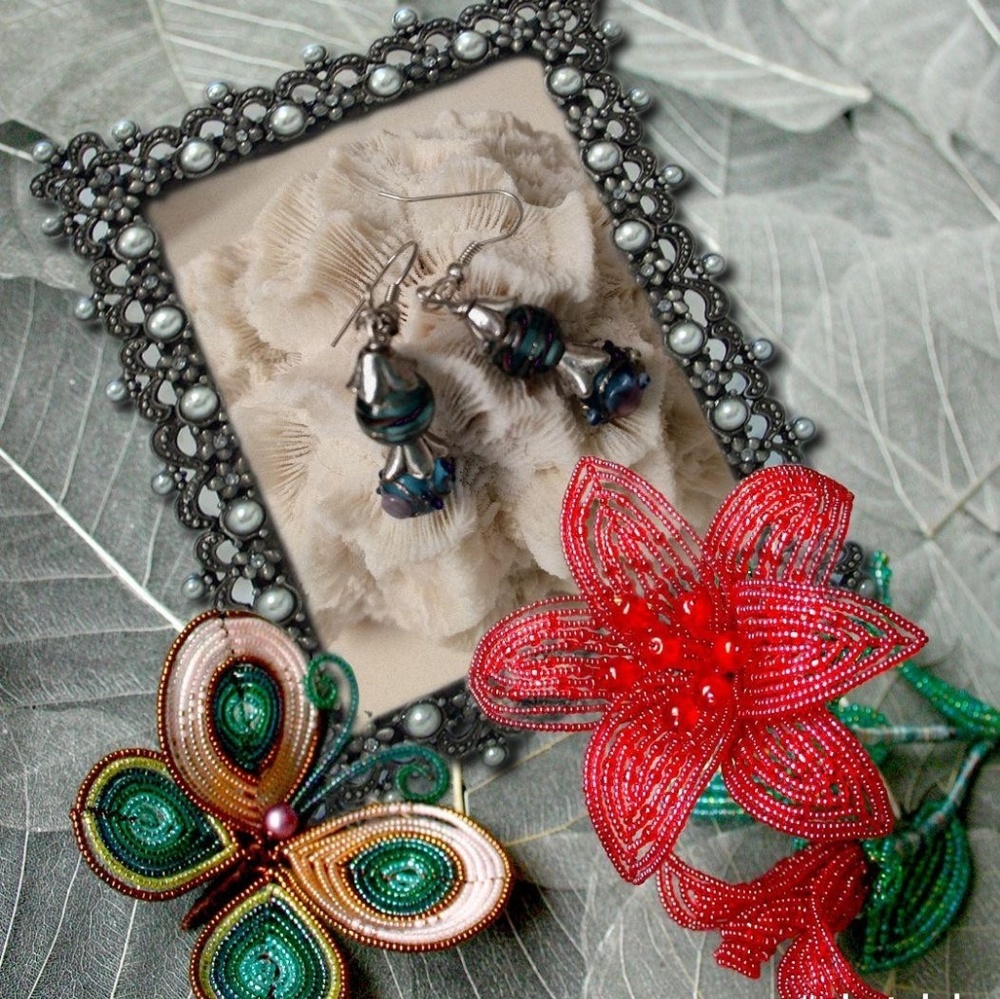 Glass Bead Drop Hypoallergenic Earrings, NWT